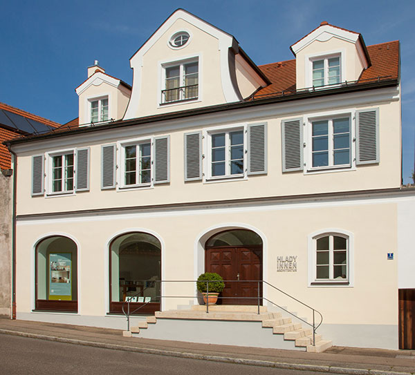 Wohn- und Geschäftshaus Geisenfeld